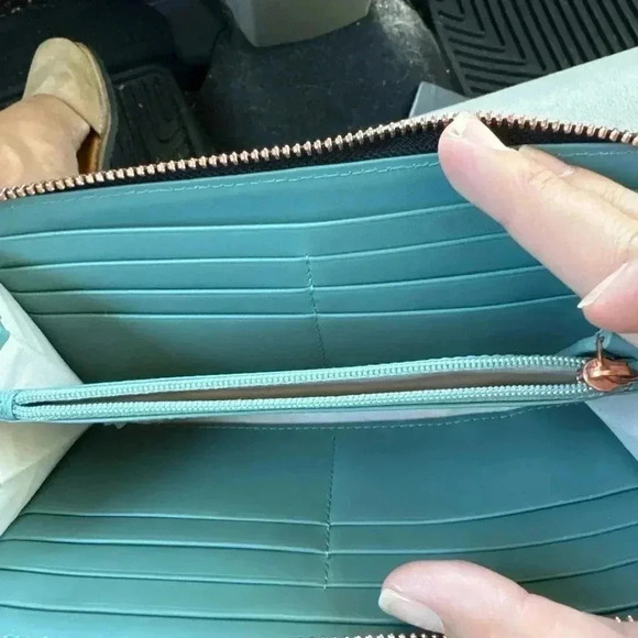 NWOT Radley London Billfold Wallet Arlington Street Leather‎ - Picture 2 of 3